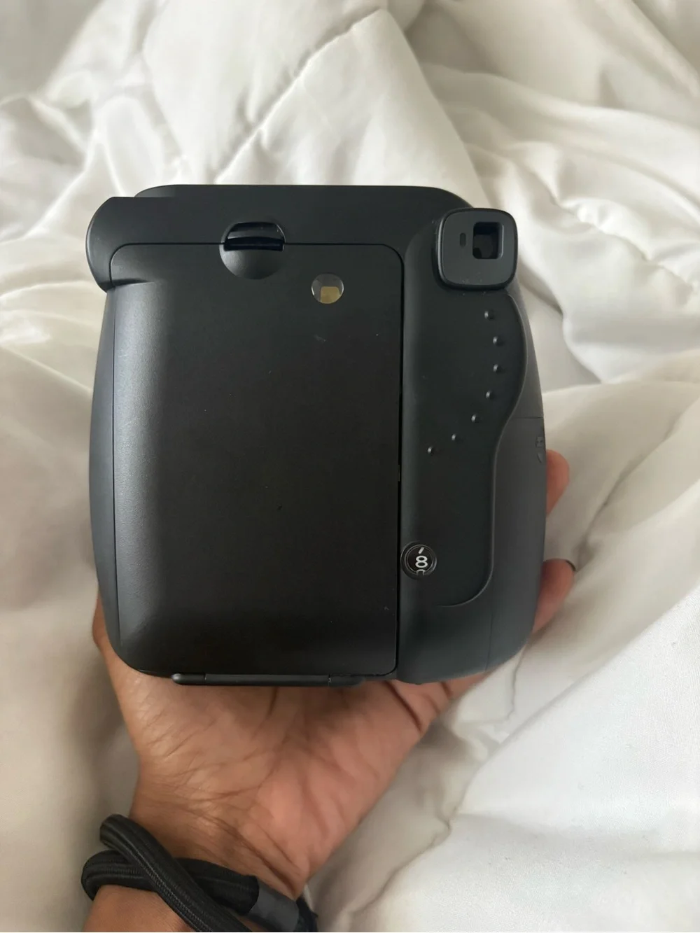 Fujifilm Instax Mini 8 Instant Camera in Black with Carry Case